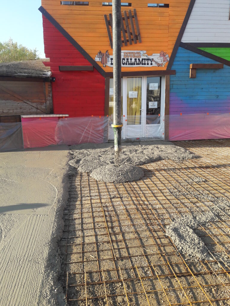 Création d’une dalle en béton armé pour aménagement extérieur